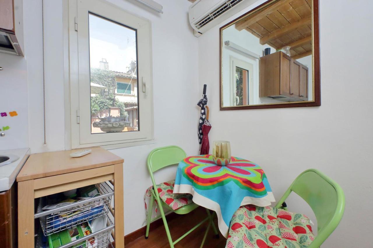 Apartament La Dimora Pantheon Rzym Zewnętrze zdjęcie