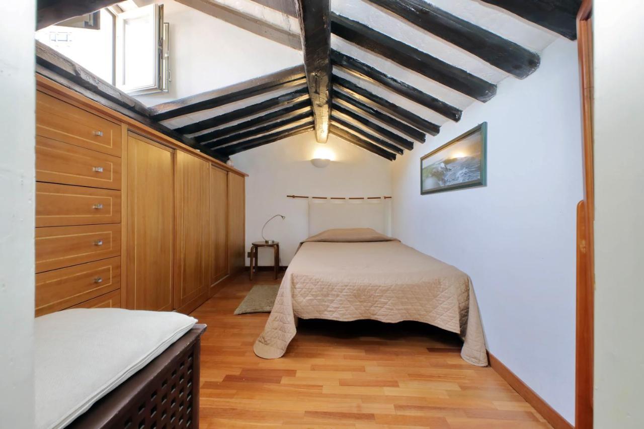 Apartament La Dimora Pantheon Rzym Zewnętrze zdjęcie