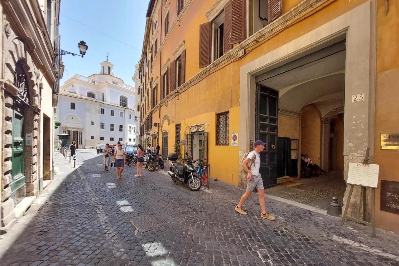 Apartament La Dimora Pantheon Rzym Zewnętrze zdjęcie