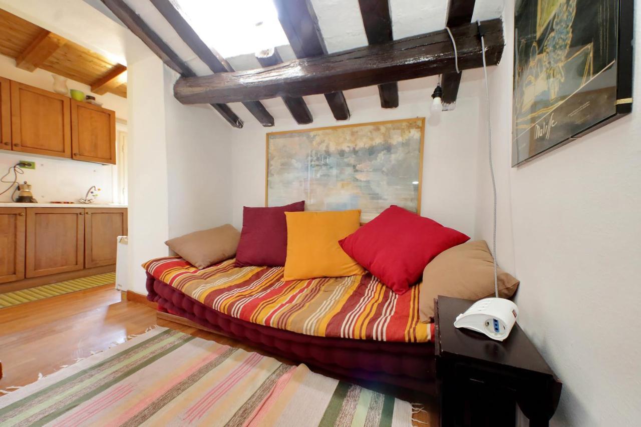 Apartament La Dimora Pantheon Rzym Zewnętrze zdjęcie